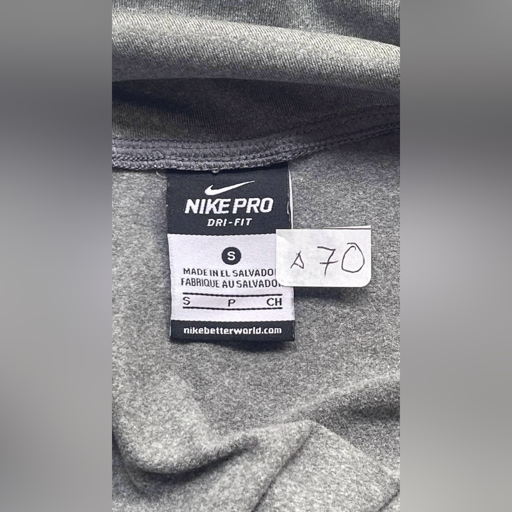 Nike Pro Running Jacket Womens Small Gray Dri Fit‎ Zippered Mock Neck Athleisure - Picture 7 of 9